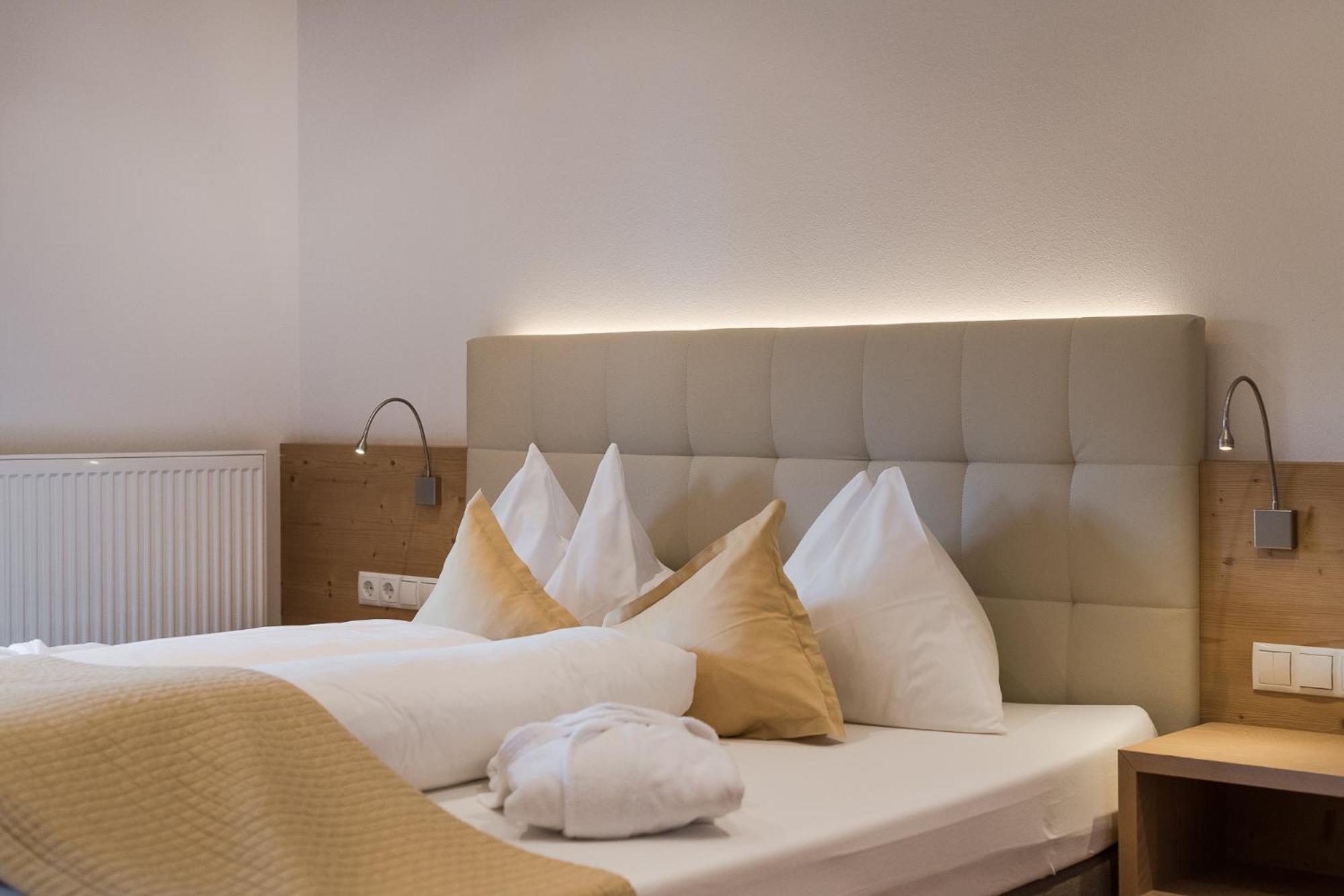 Hotel Kiendl Schenna Quarto foto