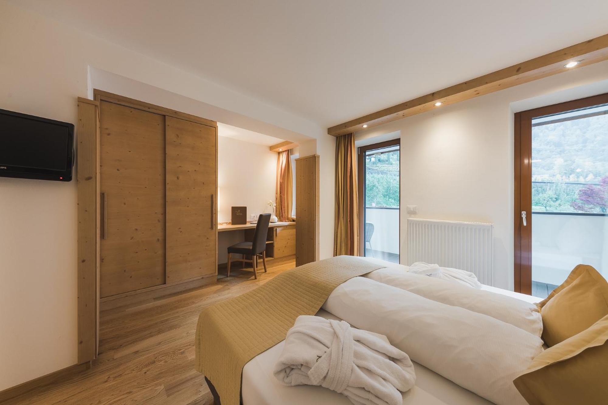 Hotel Kiendl Schenna Quarto foto