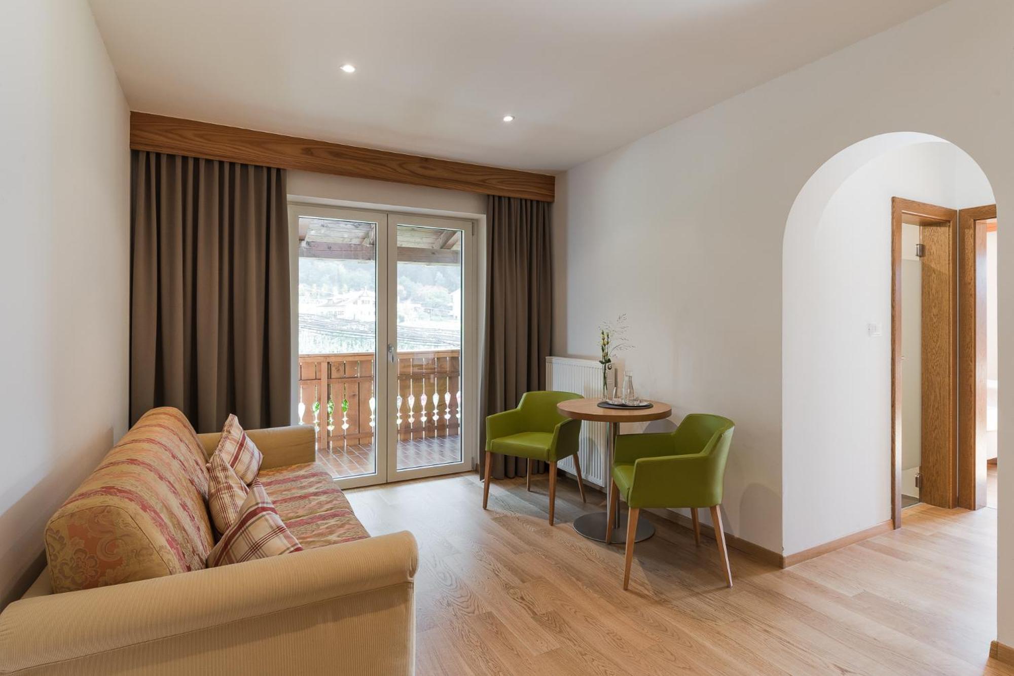 Hotel Kiendl Schenna Quarto foto